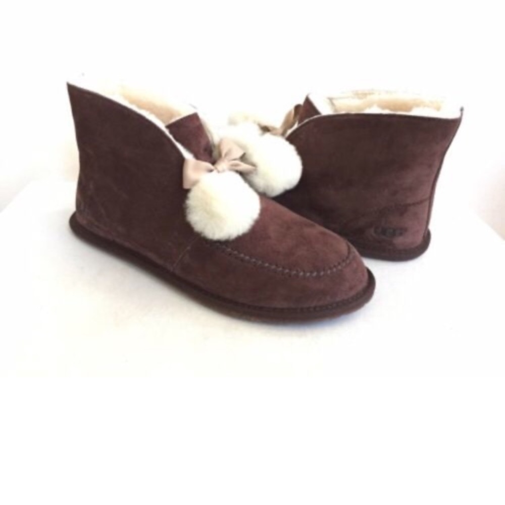 Ugg Kallen Stout Leather Toscana Pom Pom 9